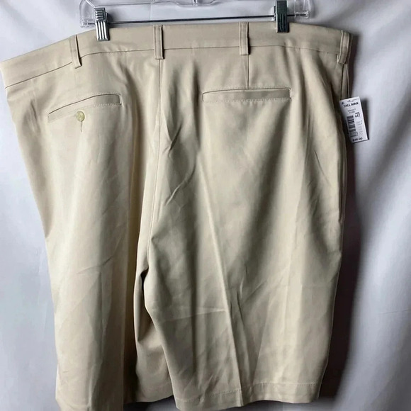 NWT ROUNDTREE & YORKE CORE COMFORT FLAT FRONT SHORTS MENS SIZE 44TALL TAN - Picture 9 of 10